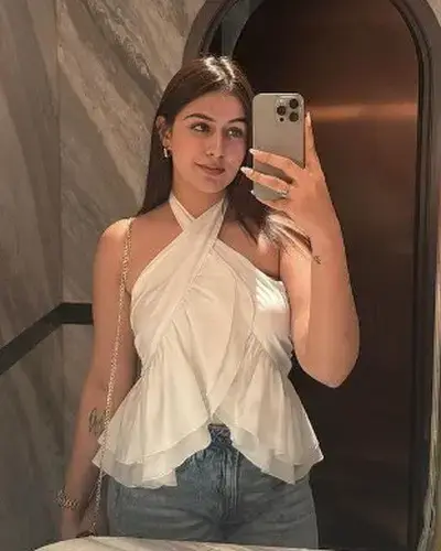 Call Girl Manjhanpur